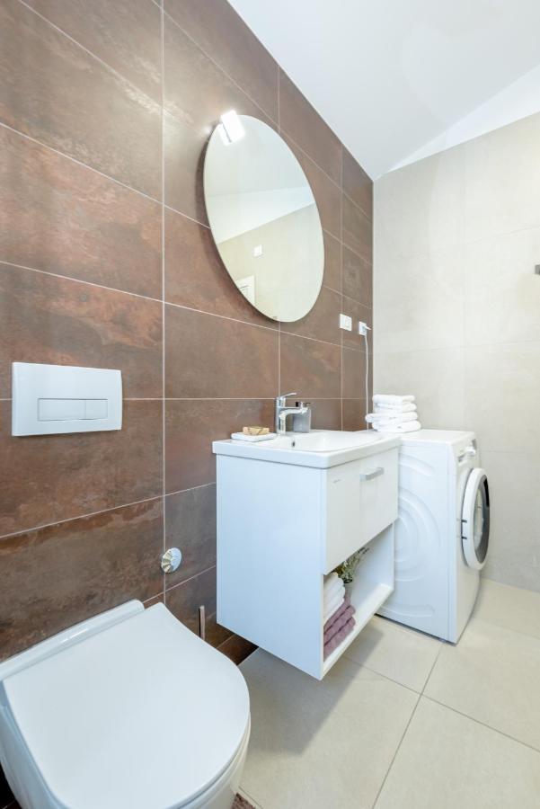 Apartment "Dida" With Free Private Parking Solin Exteriér fotografie