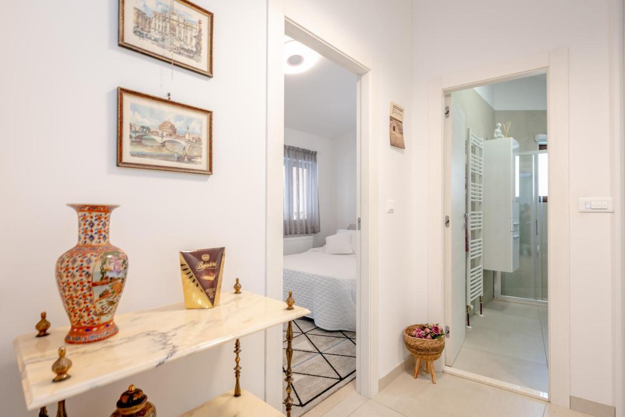 Apartment "Dida" With Free Private Parking Solin Exteriér fotografie