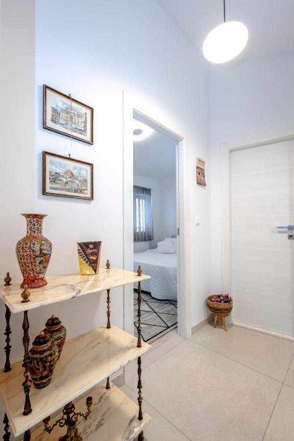 Apartment "Dida" With Free Private Parking Solin Exteriér fotografie